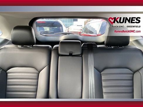 Used 2021 Ford Edge SEL w/ Convenience Package image 32