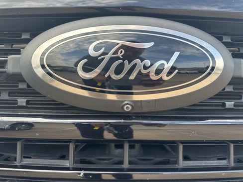 Used 2021 Ford F350 Lariat image 22