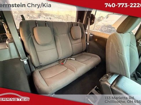 Used 2021 Jeep Wrangler Sport image 19