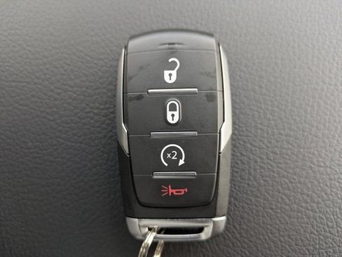 New 2026 RAM 2500 Big Horn AWD/4WD image 30