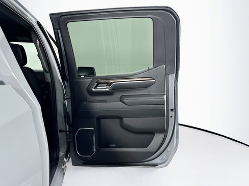 Used 2024 GMC Sierra 1500 Elevation image 28
