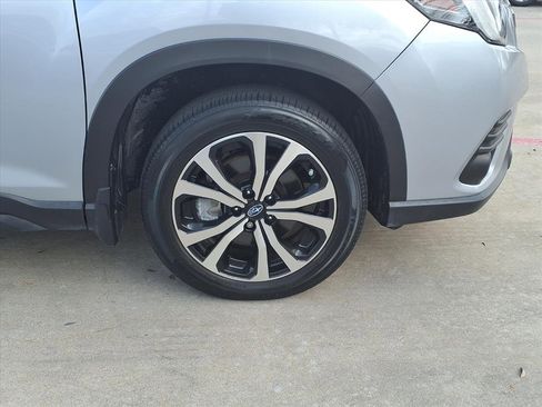 Certified 2022 Subaru Forester Limited image 28