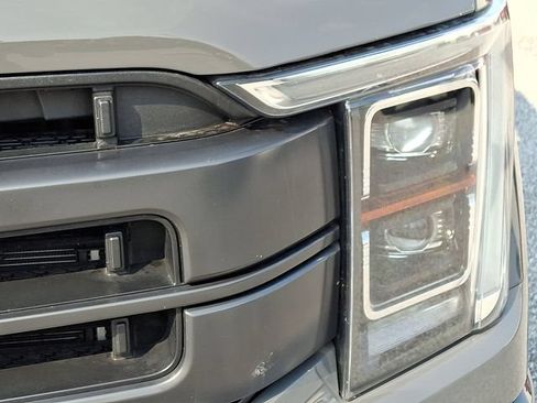 Used 2021 Ford F150 Lariat w/ Equipment Group 502A High AWD/4WD image 12