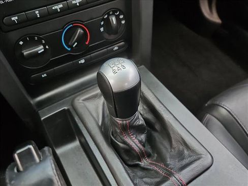 Used 2007 Ford Mustang Shelby GT500 RWD image 12