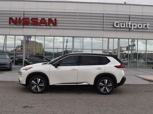 Certified 2023 Nissan Rogue Platinum w/ Platinum Premium Package image 3