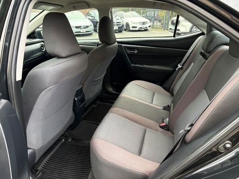 Used 2018 Toyota Corolla LE image 15