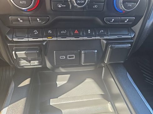 Used 2019 Chevrolet Silverado 1500 RST w/ All-Star Edition AWD/4WD image 18