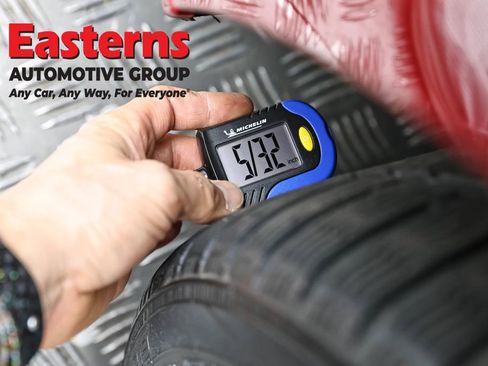 Used 2018 Tesla Model 3 Long Range image 23