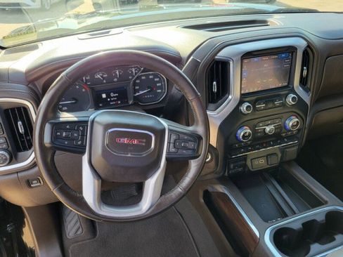 Used 2022 GMC Sierra 1500 SLT image 15