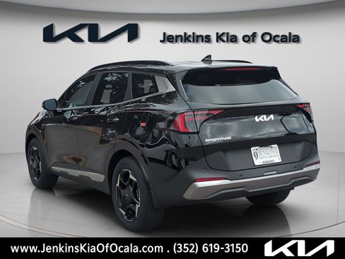 New 2026 Kia Sportage EX FWD image 5