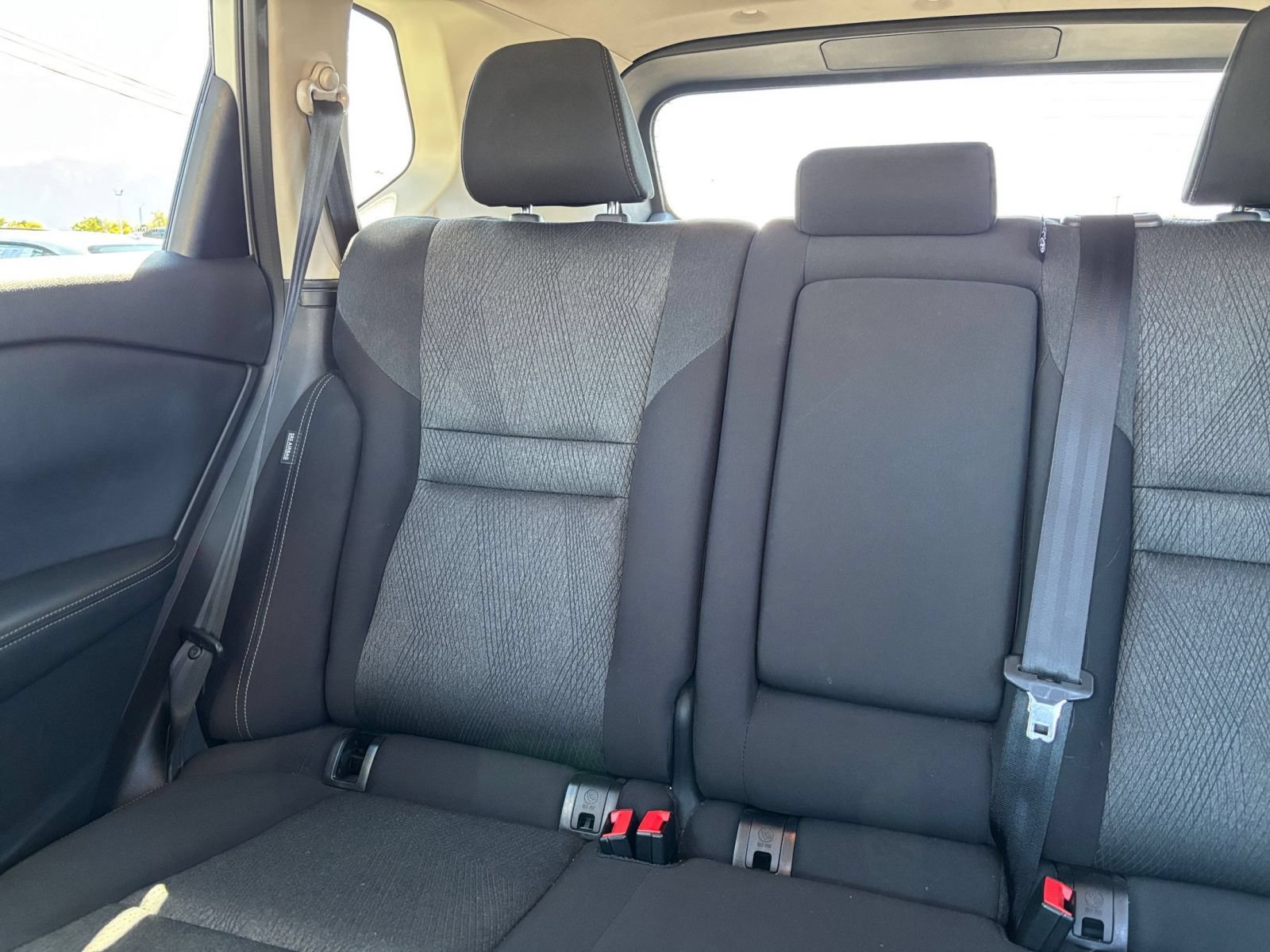 Used 2025 Nissan Rogue SV AWD/4WD image 40
