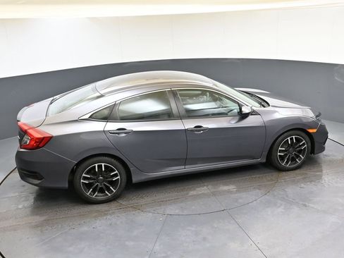 Used 2019 Honda Civic Sport image 48