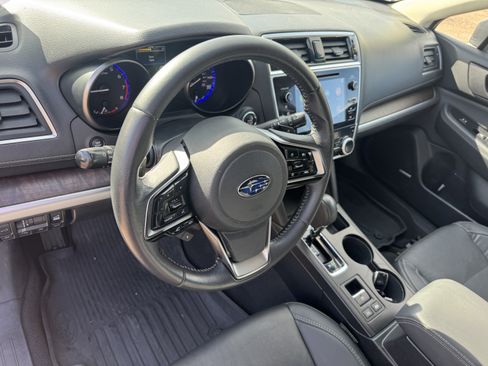 Used 2019 Subaru Outback 3.6R Limited AWD/4WD image 13