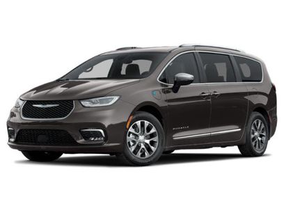 Certified 2021 Chrysler Pacifica Touring-L