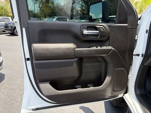 Used 2025 Chevrolet Silverado 2500 Custom w/ Custom Value Package AWD/4WD image 12