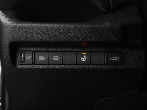 Used 2025 Toyota RAV4 XLE image 24