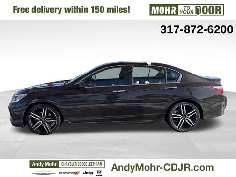 Used 2016 Honda Accord Sport image 4