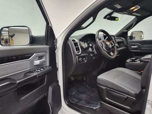 Used 2022 RAM 3500 Big Horn AWD/4WD image 11