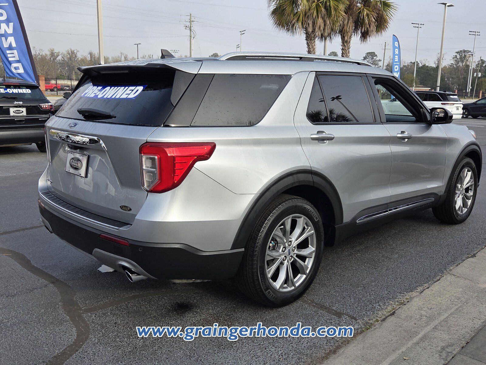 Used 2023 Ford Explorer Limited RWD image 5