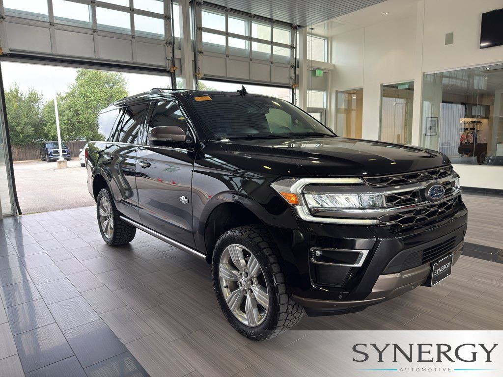 Used 2024 Ford Expedition King Ranch AWD/4WD image 5