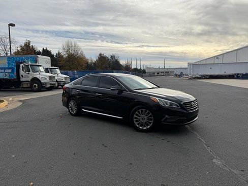 Used 2015 Hyundai Sonata Limited w/ Option Group 05 image 2