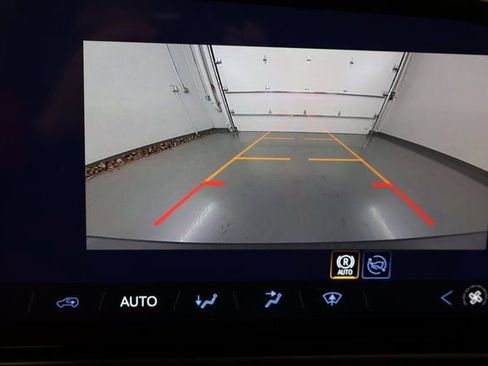 New 2026 Chevrolet Equinox EV LT image 22