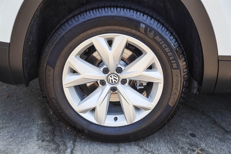 Used 2019 Volkswagen Atlas SE FWD image 13