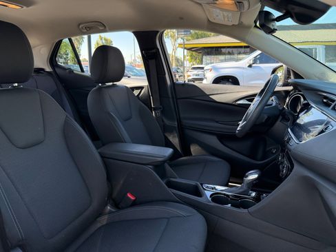 Used 2023 Buick Encore GX Select w/ Sport Touring Package image 20