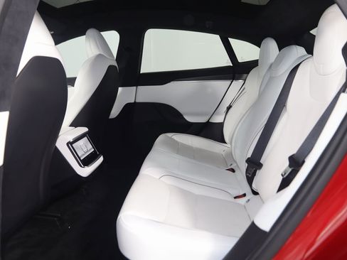 Used 2022 Tesla Model S Plaid image 55