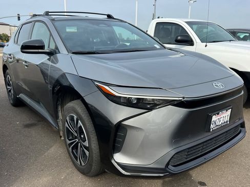 Used 2024 Toyota bZ4X XLE image 3
