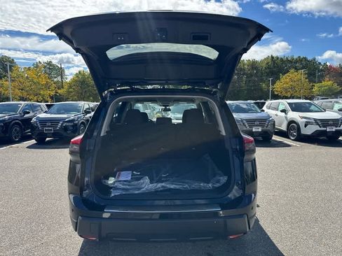 New 2026 Nissan Rogue SV image 6