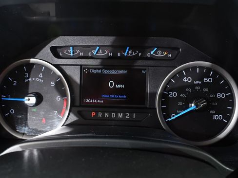Used 2017 Ford F350 XLT AWD/4WD image 24