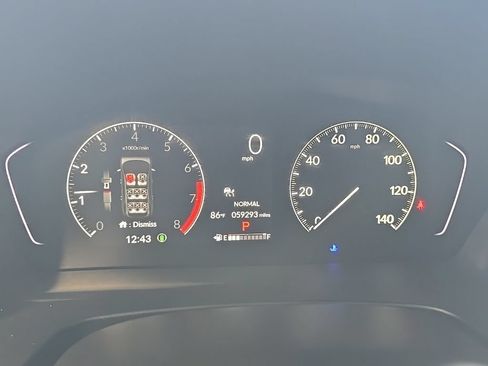 Used 2023 Honda Pilot LX image 2