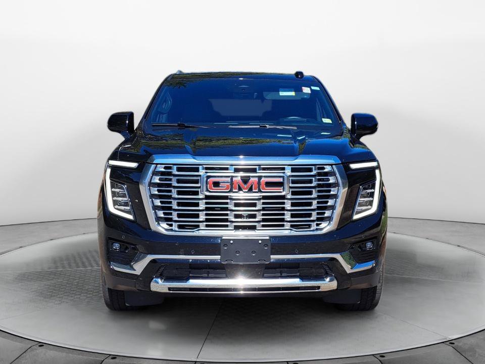 Used 2025 GMC Yukon Denali w/ Denali Reserve Package AWD/4WD image 2