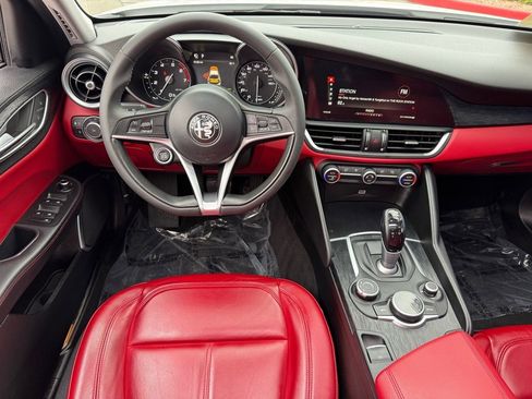 Used 2019 Alfa Romeo Giulia nero edizione w/ Nero Edizione image 17