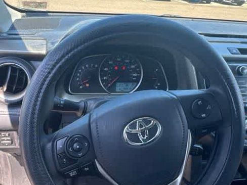 Used 2014 Toyota RAV4 XLE AWD/4WD image 27