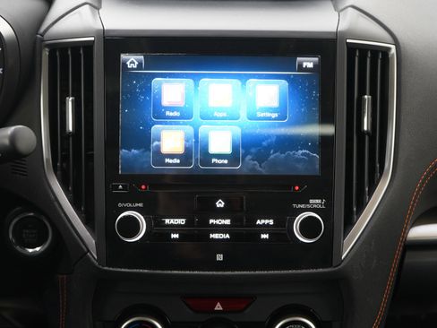 Used 2018 Subaru Crosstrek 2.0i Limited image 16