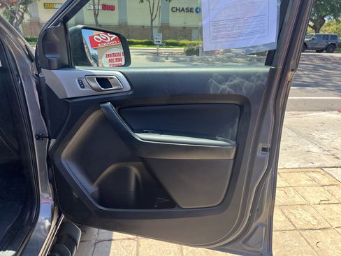 Used 2021 Ford Ranger XLT image 36