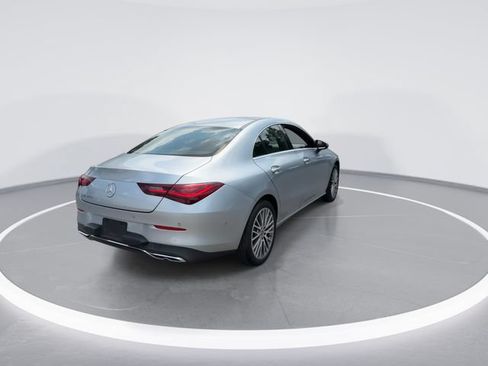 Used 2025 Mercedes-Benz CLA 250 image 8