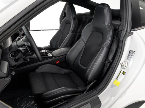 Used 2024 Porsche 911 GT3 image 15