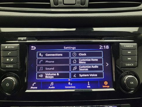 Used 2019 Nissan Rogue SV FWD image 25