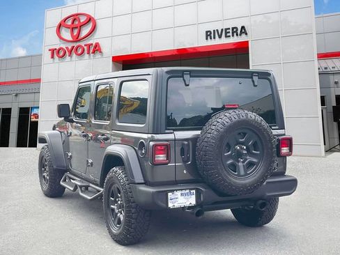 Used 2024 Jeep Wrangler Unlimited Sport AWD/4WD image 10
