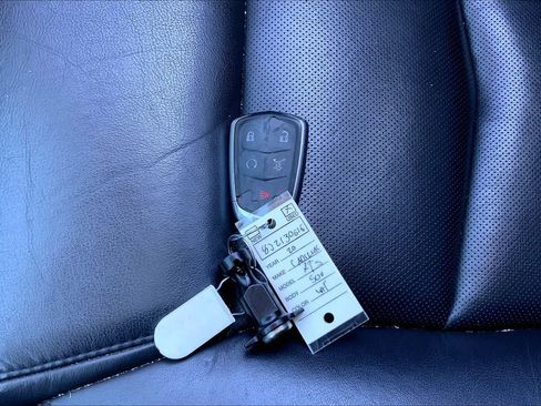 Used 2018 Cadillac XT5 Luxury FWD image 15