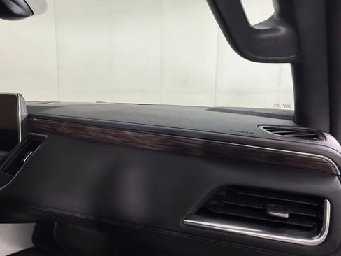 Used 2021 Chevrolet Tahoe LT RWD image 32