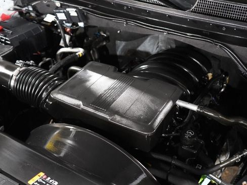 Used 2025 Chevrolet Silverado 2500 ZR2 w/ Technology Package AWD/4WD image 33