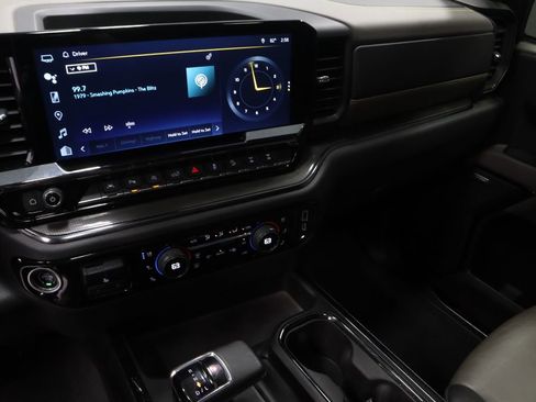 Used 2023 Chevrolet Silverado 1500 ZR2 w/ Technology Package image 15