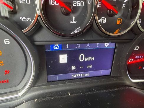 Used 2019 Chevrolet Silverado 1500 LTZ w/ LTZ Premium Package RWD image 11