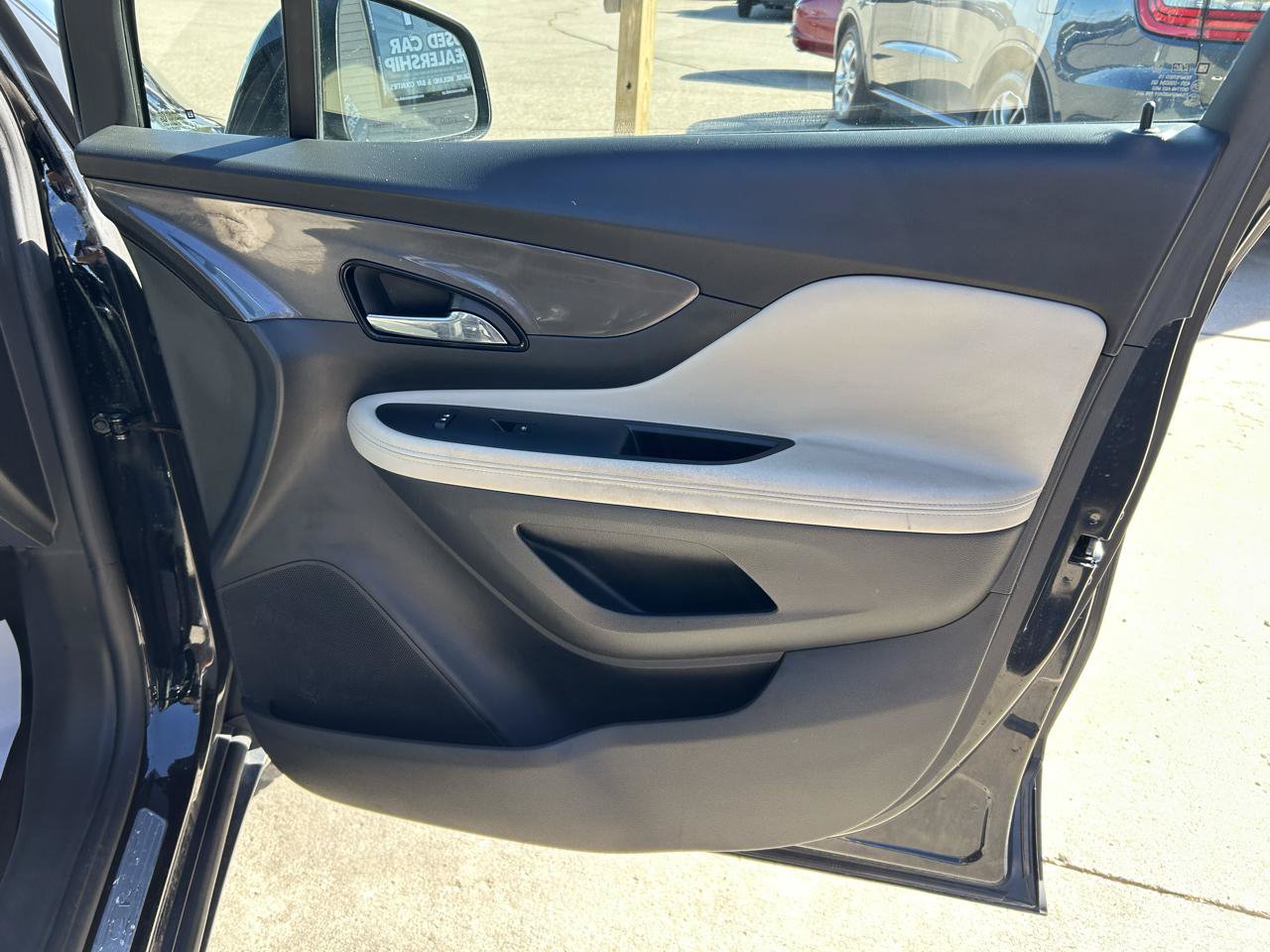 Used 2017 Buick Encore Preferred FWD image 16