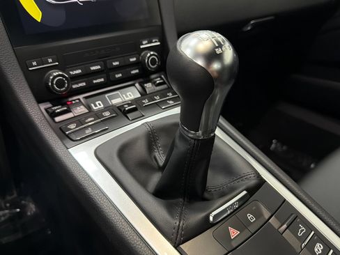 Used 2024 Porsche 718 Cayman S RWD image 28
