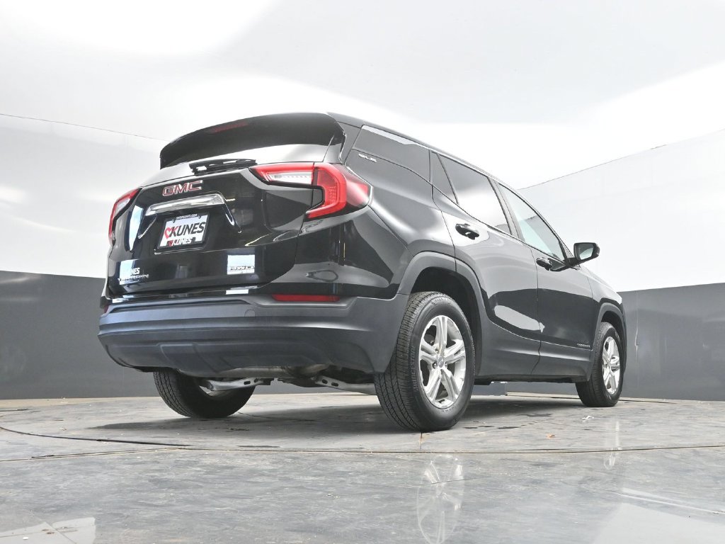 Used 2024 GMC Terrain SLE AWD/4WD image 36